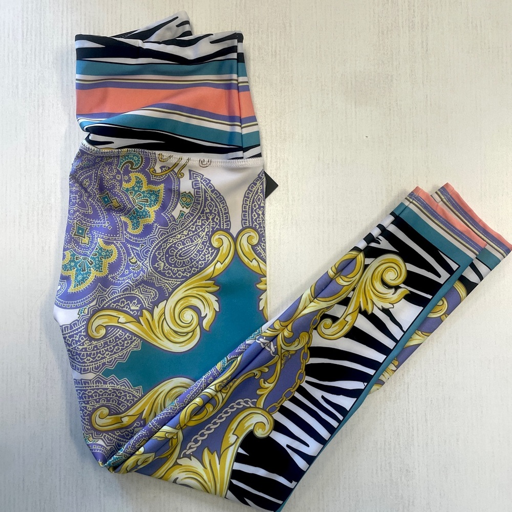Onzie Women’s Leggings S/M & M/L New With Tags